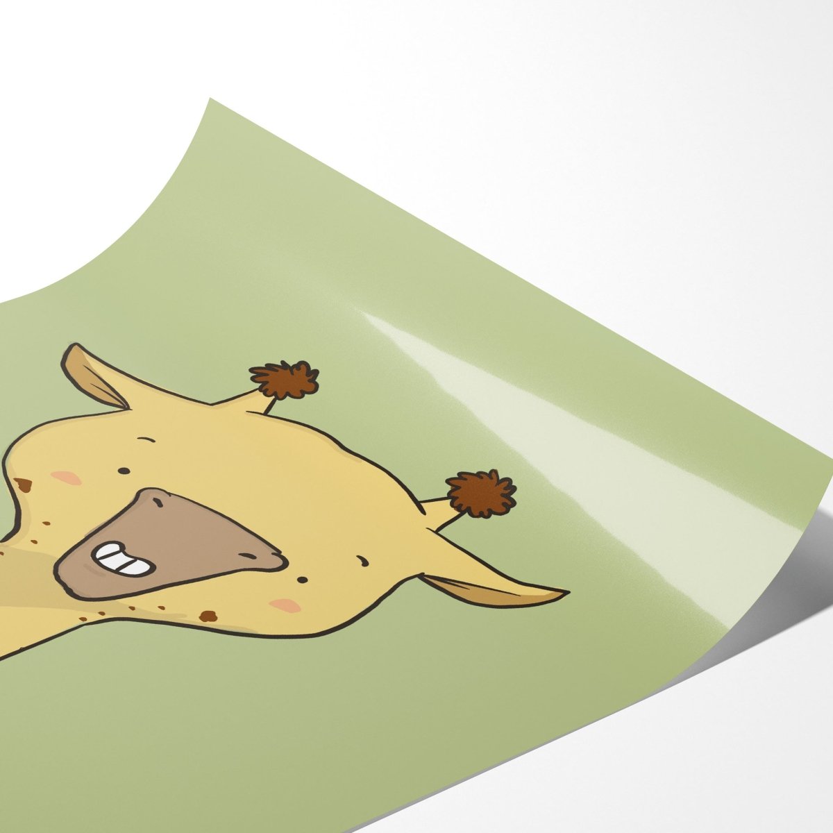 A cartoon image of a giraffe with a smiling expression.